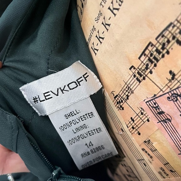 Bill Levkoff Green Ruffled Tiered Prom Gown - Picture 5 of 8